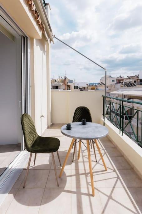 Adorable Sunny Studio With Private Balcony I Aten Exteriör bild