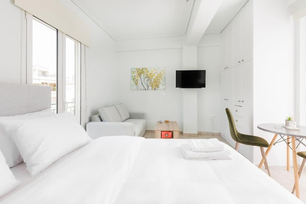 Adorable Sunny Studio With Private Balcony I Aten Exteriör bild